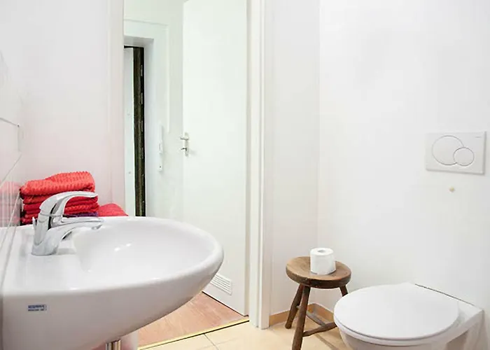 Grosses Lichtdurchflutetes Loft Im Herzen Der City Bochum